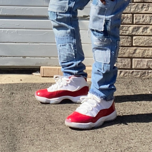 Brand new Jordan 11 “ cherry reds “ - Picture 4 of 4
